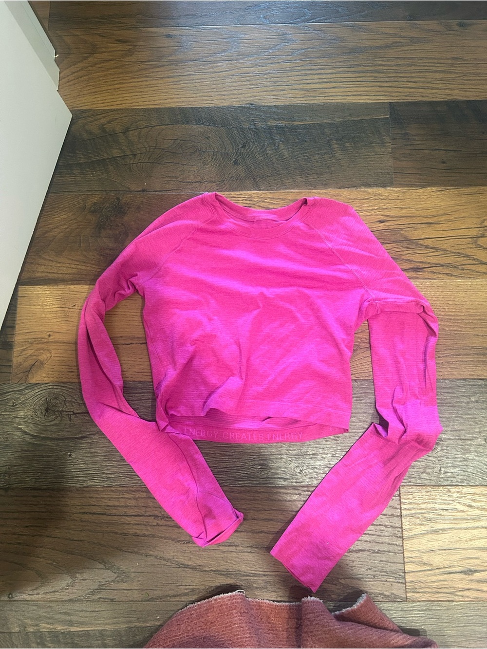 Lululemon cropped swiftly